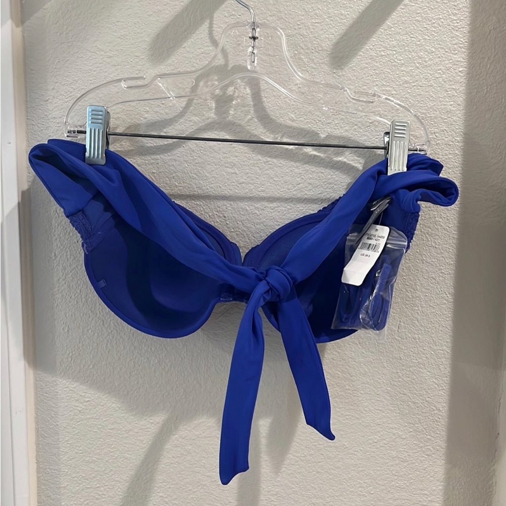 NWTG Aerie swim top - Picture 2 of 3
